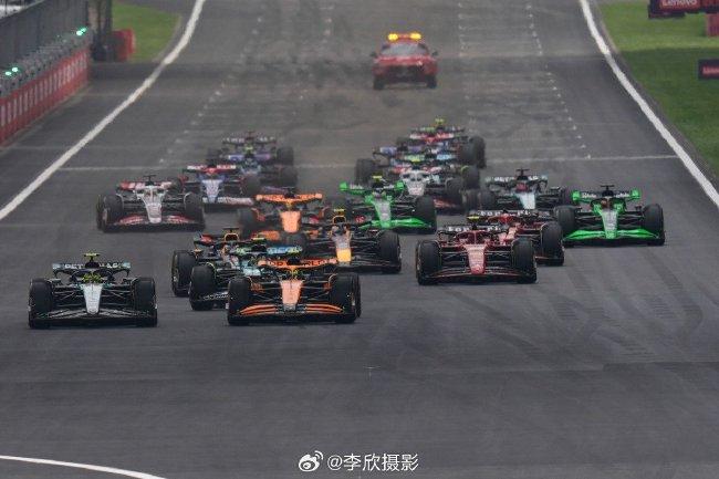 2024年F1中國大獎賽沖刺賽發車片刻